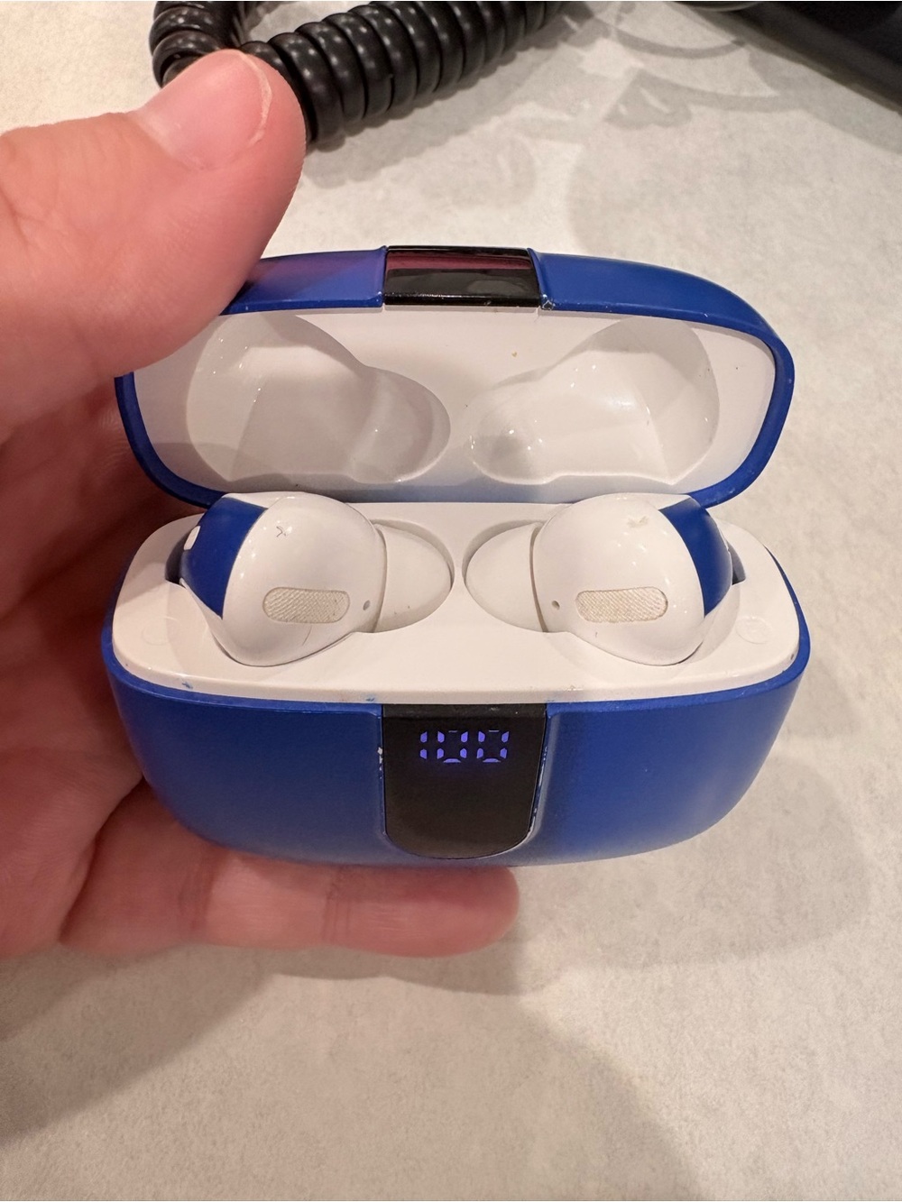 Beats by Dre True Wireless Earbuds in Blue and White